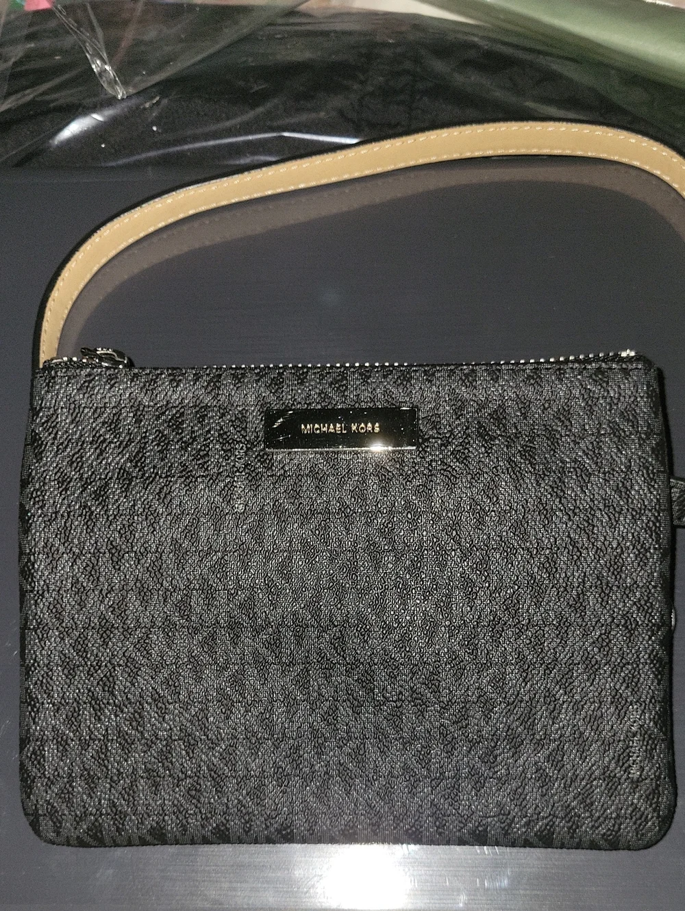 Michael Kors Size S Black & Gray Fanny Pack